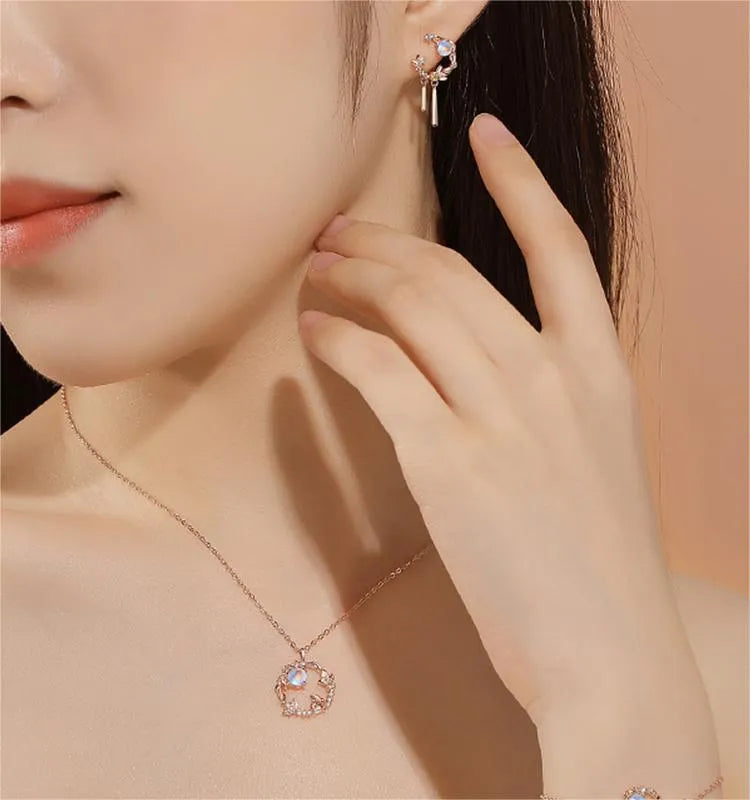 Bông Tai Thỏ Mặt Trăng Bạc Tinh Khiết S925