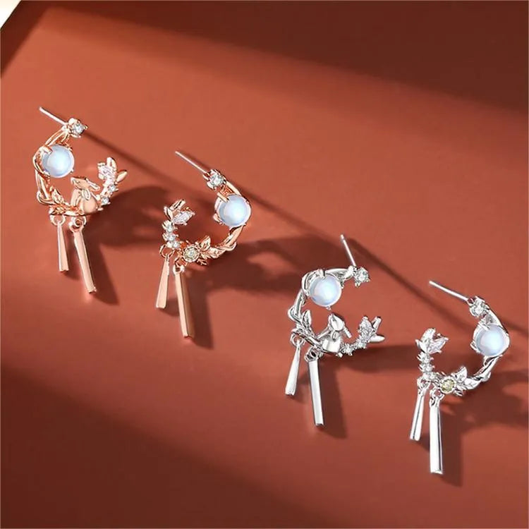 Bông Tai Thỏ Mặt Trăng Bạc Tinh Khiết S925