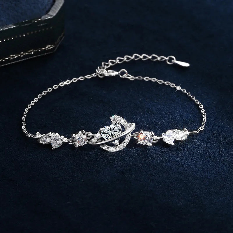 Vòng Tay Bạc Sao Và Mặt Trăng Moissanite
