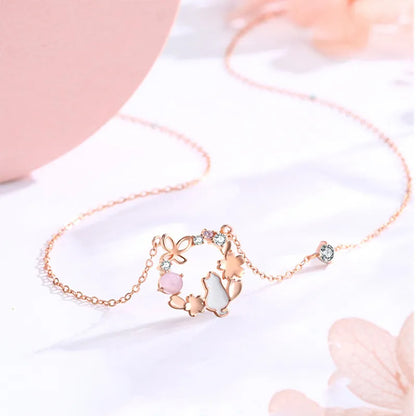 Dây Chuyền Mèo Dưới Hoa